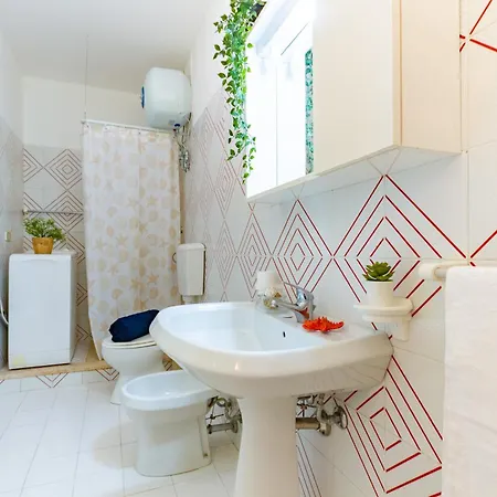 Casa 7 Apartment *